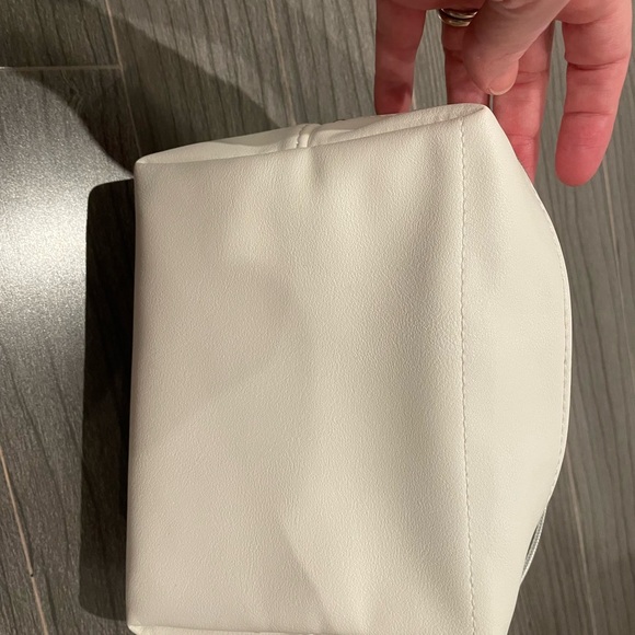 OSEA White Cosmetic Bag - Picture 2 of 10